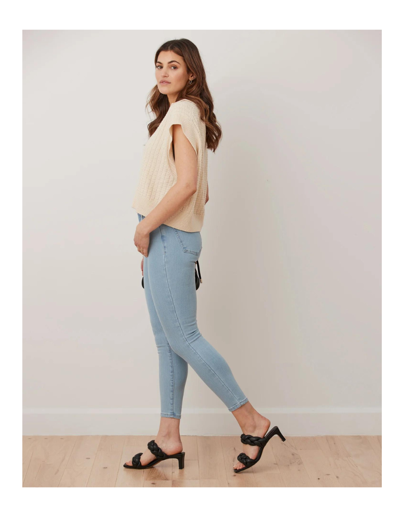 High Rise Skinny Rachel 2023 Yoga Jeans Skate - Main Image